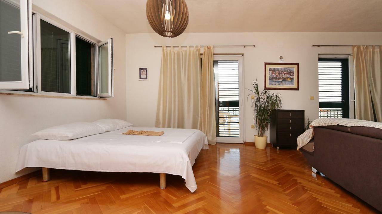 Hotel House Lipo Makarska Exterior foto